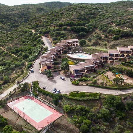 מרינה די פורטיסקו Residence Costa Ruja מראה חיצוני תמונה