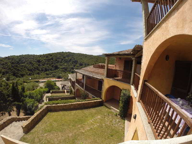 מרינה די פורטיסקו Residence Costa Ruja מראה חיצוני תמונה