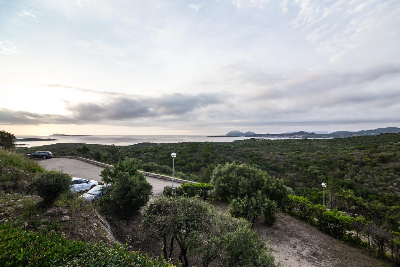 מרינה די פורטיסקו Residence Costa Ruja מראה חיצוני תמונה