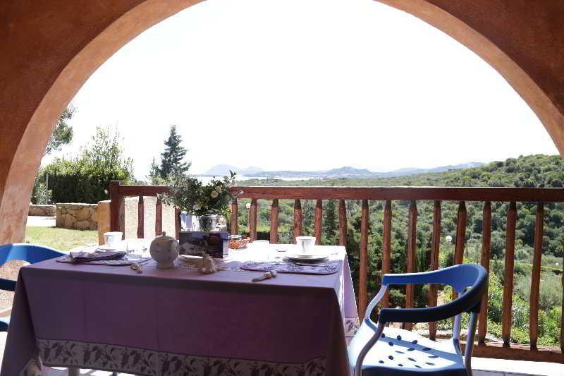 מרינה די פורטיסקו Residence Costa Ruja מראה חיצוני תמונה