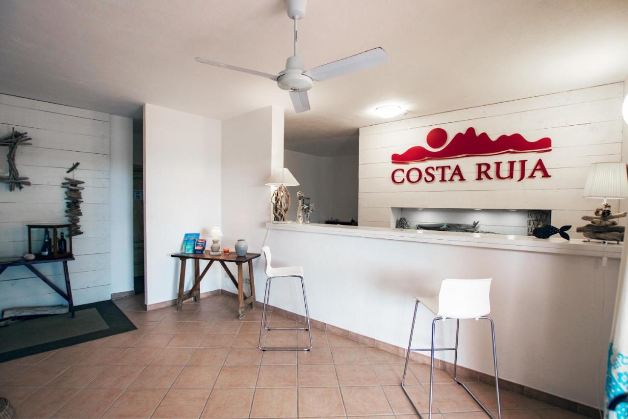 מרינה די פורטיסקו Residence Costa Ruja מראה חיצוני תמונה